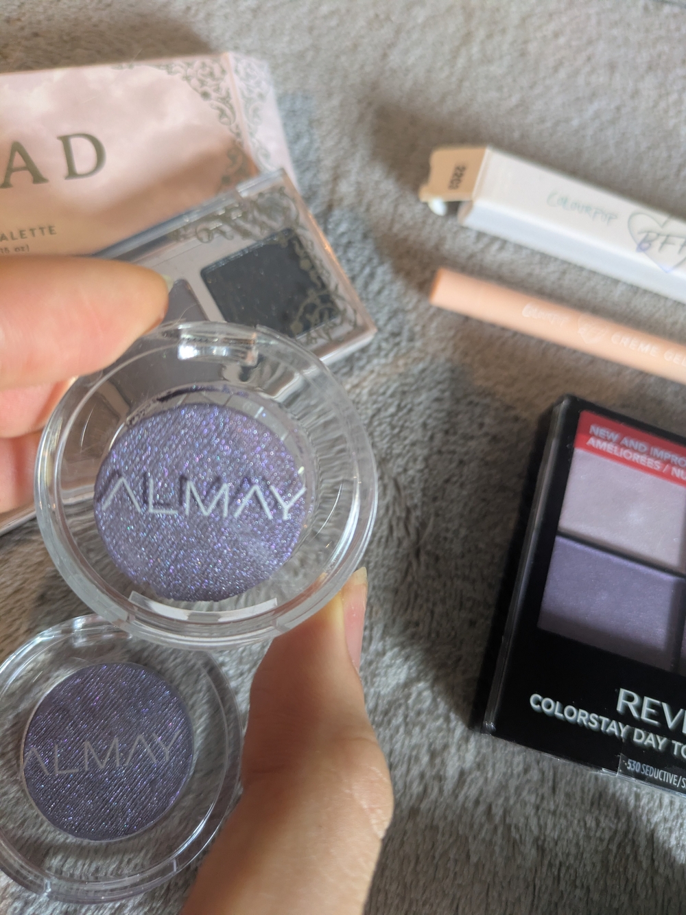 Eyeshadow & Eyeliner Set - Neutral and Purple Shades - Picture 3 of 7